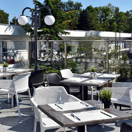 Ihotel Napospart Kültér fotó