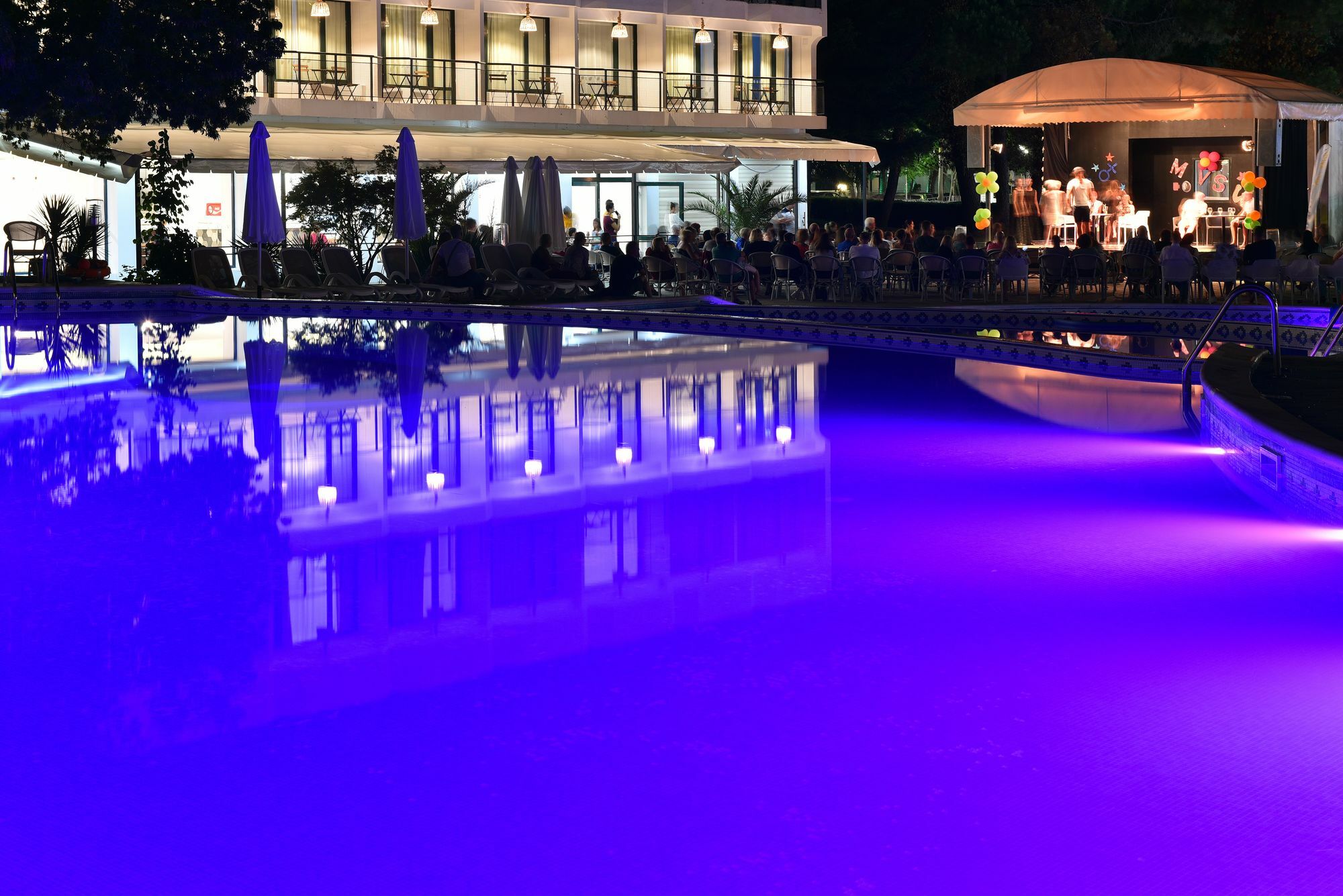 Ihotel Napospart Kültér fotó