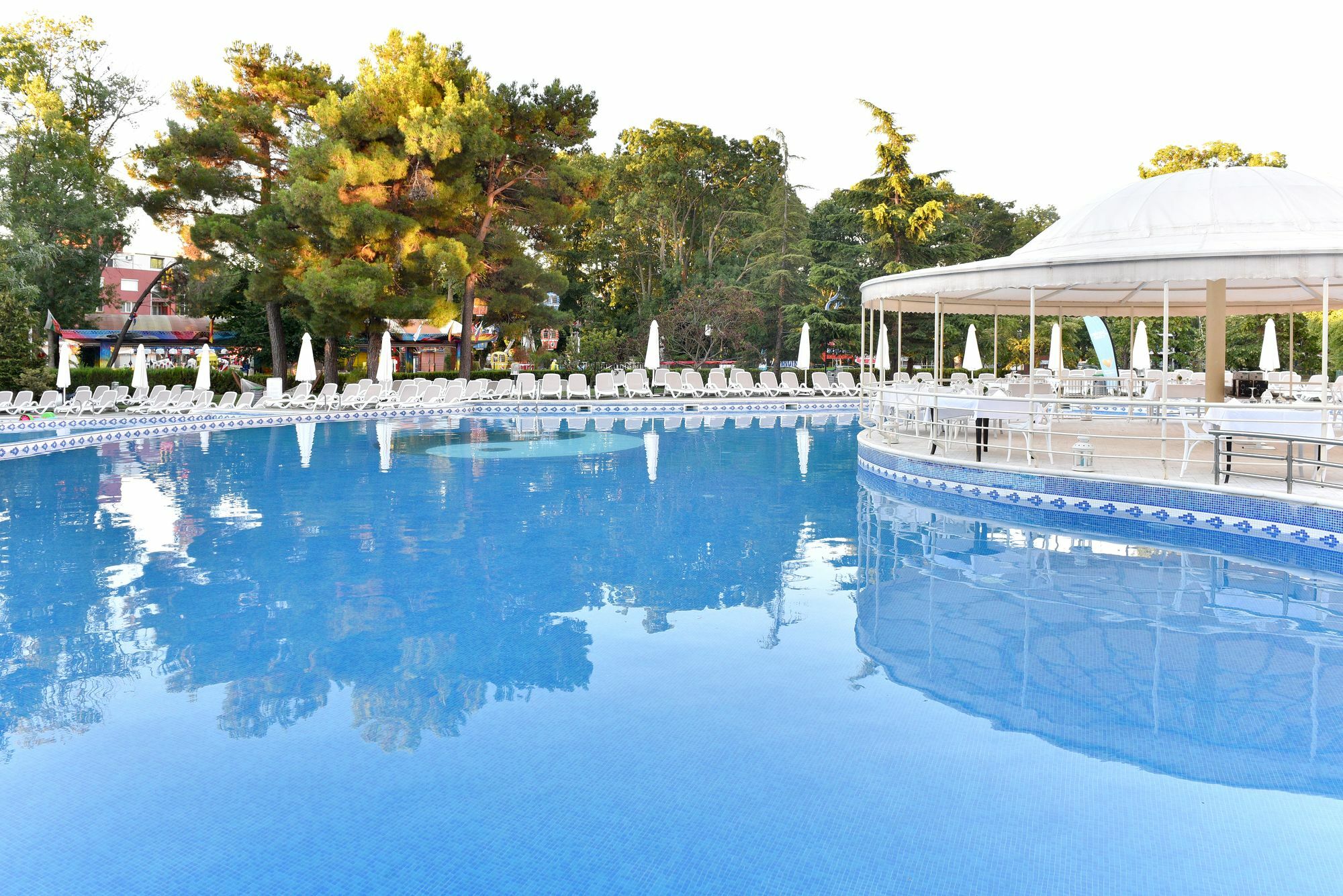 Ihotel Napospart Kültér fotó