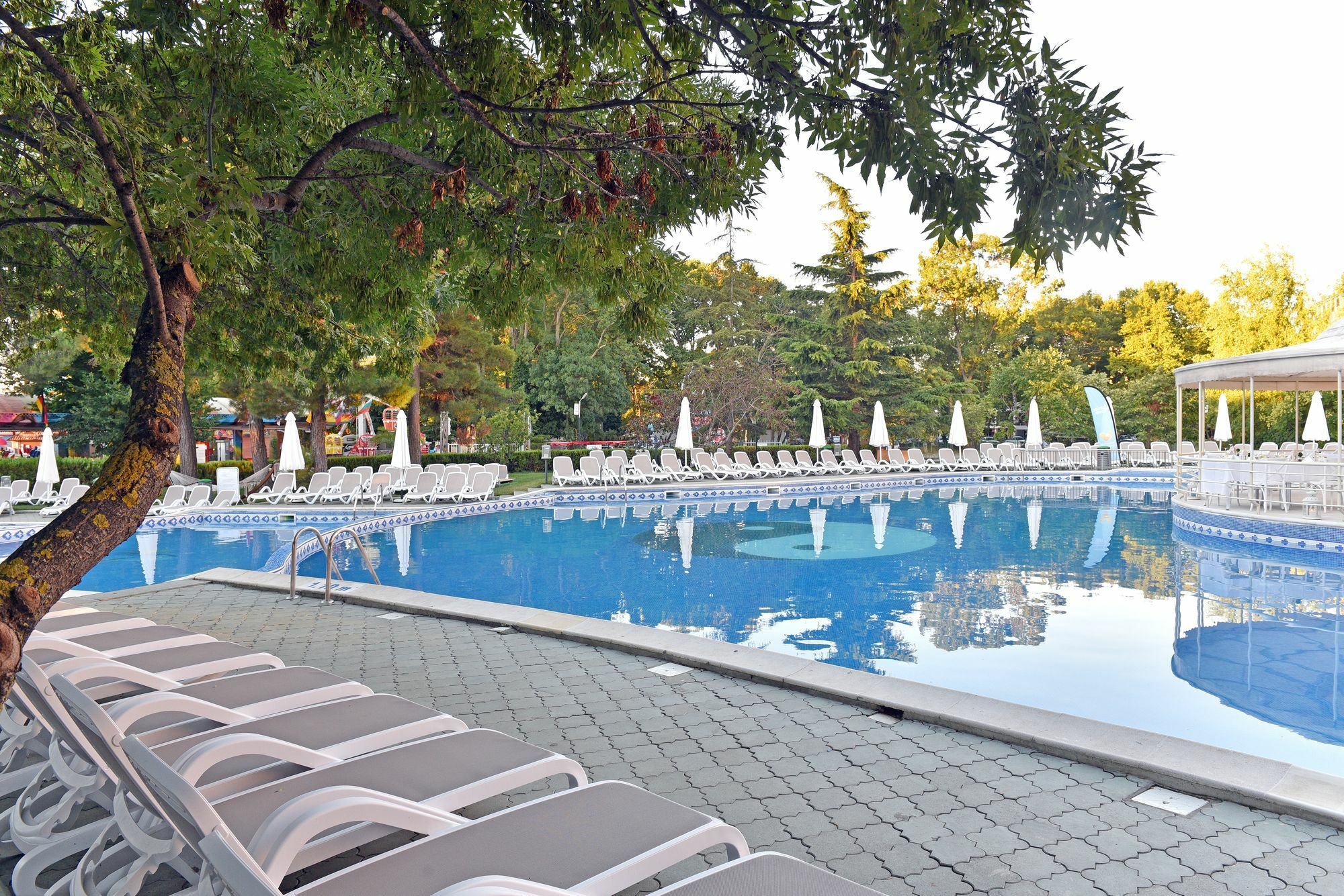 Ihotel Napospart Kültér fotó