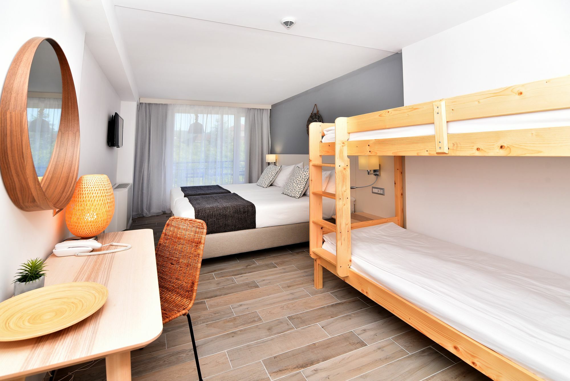 Ihotel Napospart Kültér fotó
